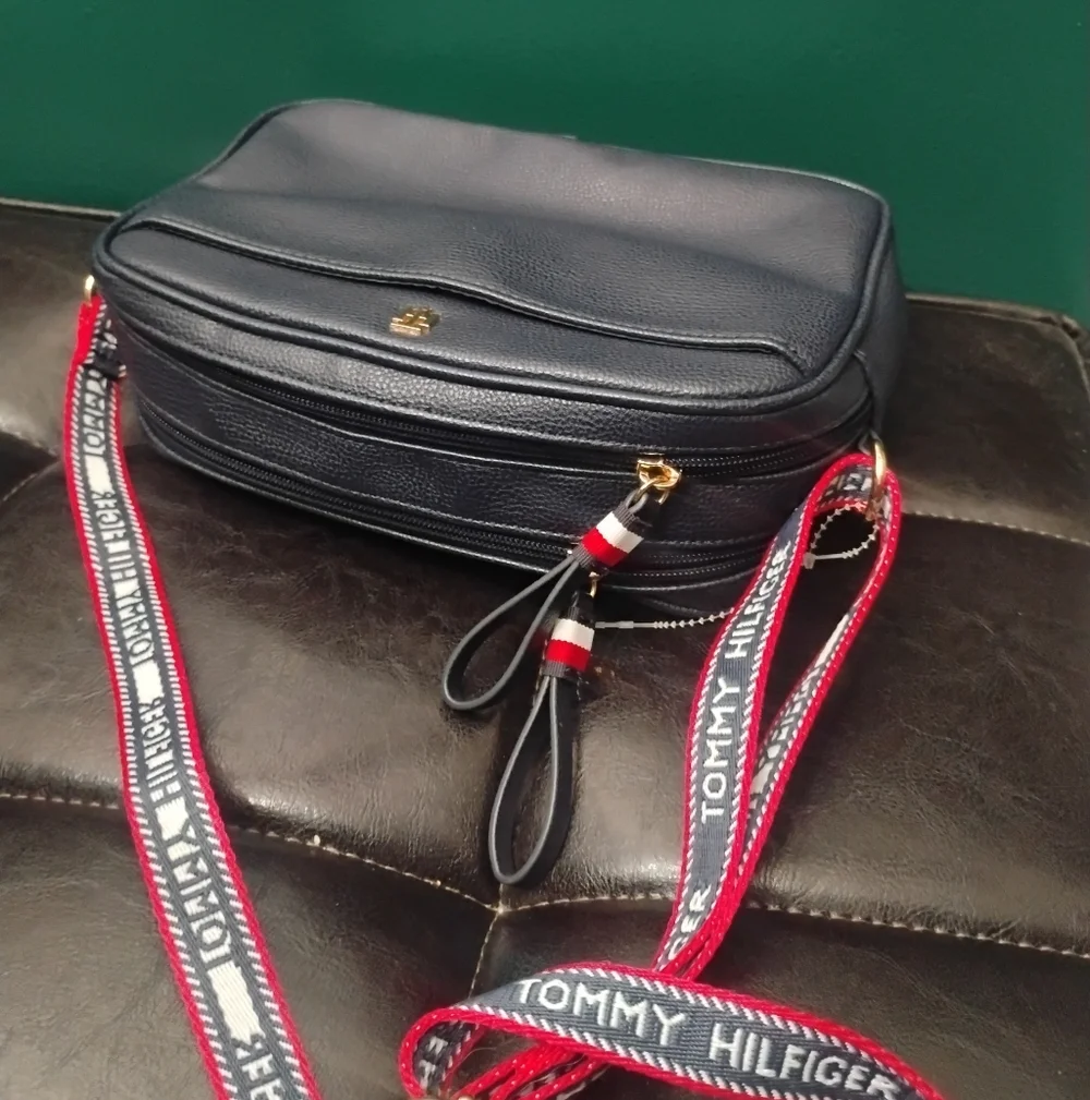 Tommy Hilfiger Navy Large Camera Bag with Adjustable Crossbody Logo Strap Unisex